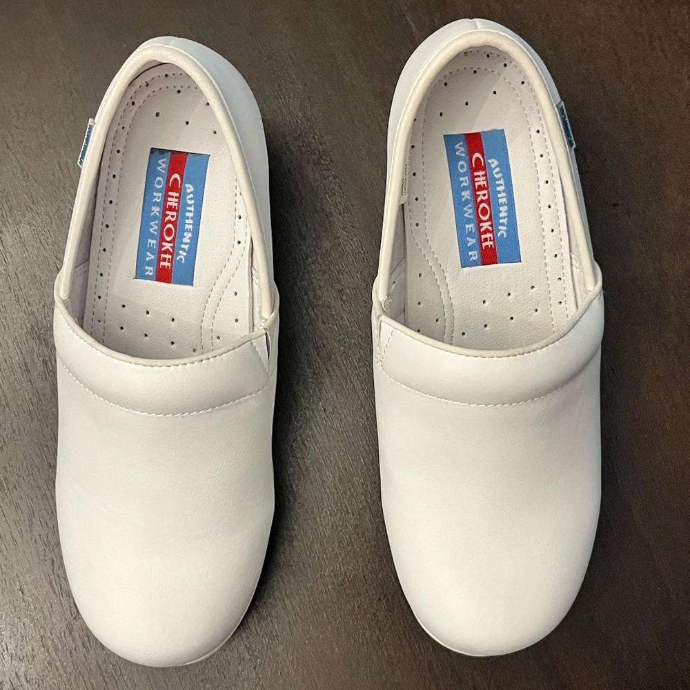 Cherokee Workwear Harmony Clogs - Picture 4 of 9